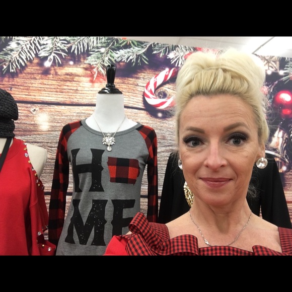 Meet your Posher, Heather - Picture 3 of 5